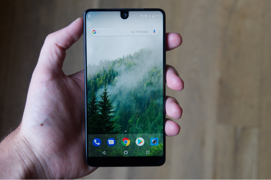 Essential-Phone-to-get-Android-Q-next-year