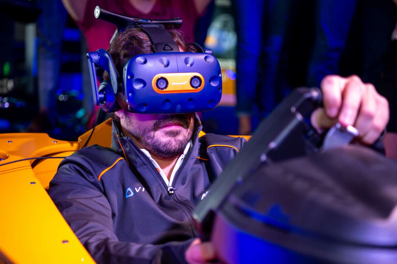 Fernando Alonso in VR Sim