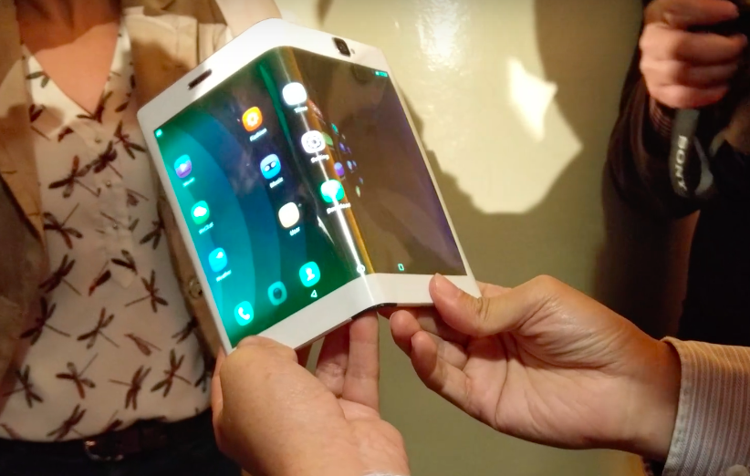 enovo-foldable-smartphone