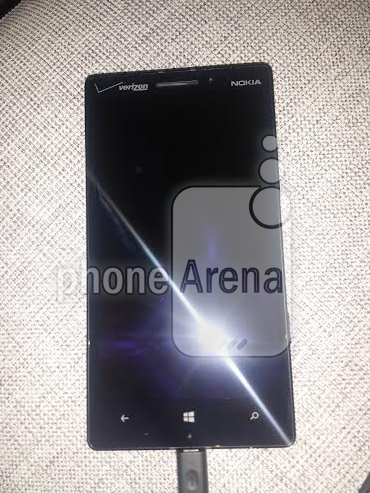 More-pictures-of-the-Nokia-Lumia-929 - Copy
