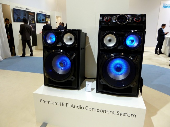 Prenium-HI-FI-Audio-Component-System-Samsung-Forum-Monaco-enceintes-karaoke-bluetooth-lighting-effect-dj-effect