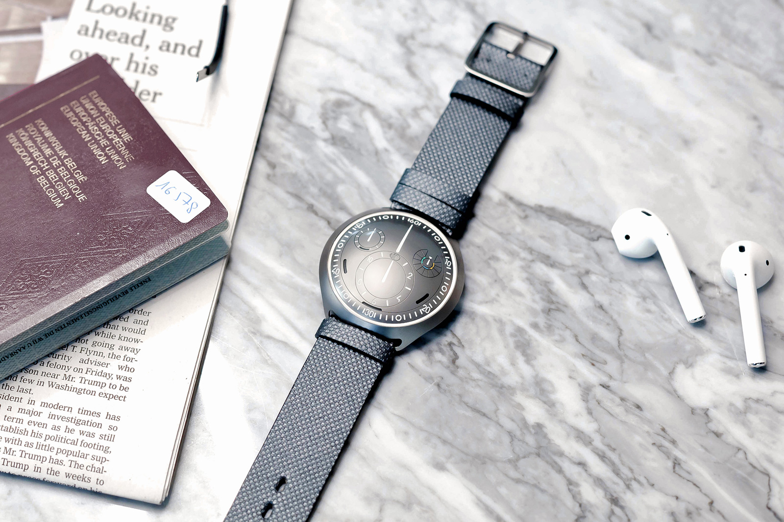 Ressence made a mechanical watch that pairs with your smartphone