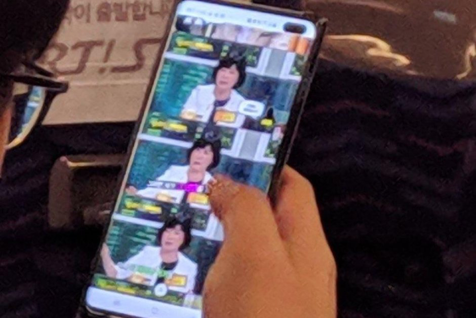 Samsung-Galaxy-S10-plus-live-image-leak
