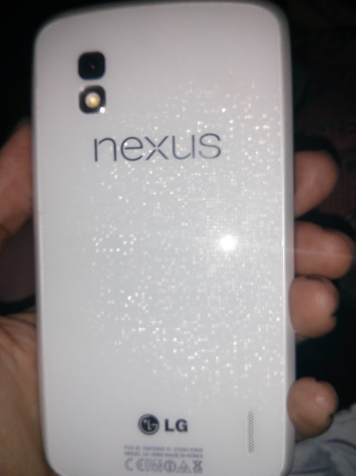 White-Nexus-4-shows-up-all-ready-for-Google-IO-2013
