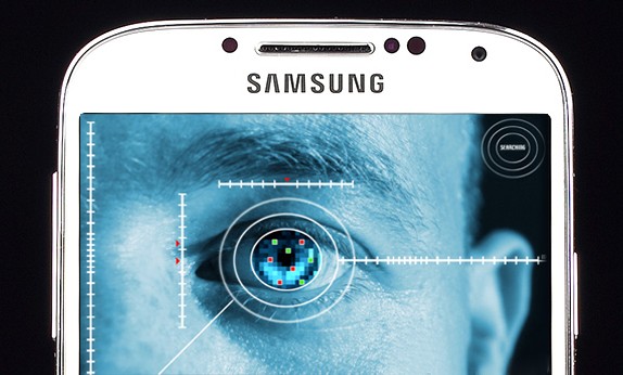 eye-scanning-sensor-in-glaaxy-s5