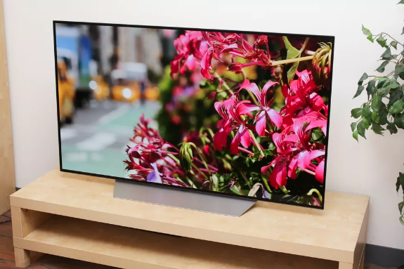 LG OLED TV hits price low for 2017 model: 55-inch now $2,300